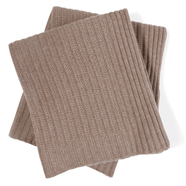 Ribbed cashmere blanket