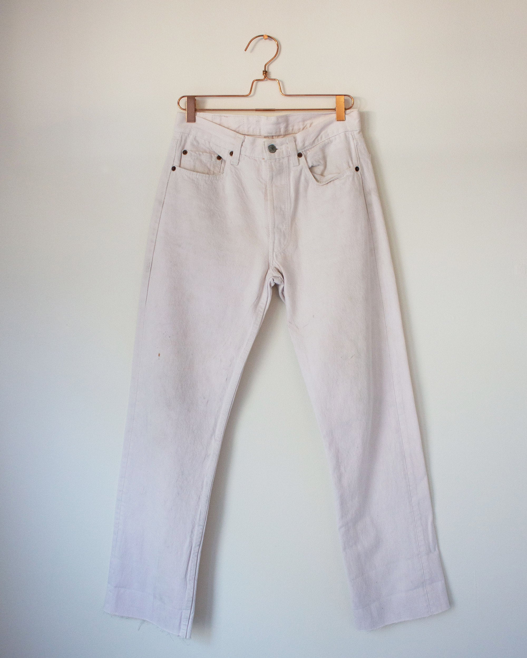 VINTAGE LEVIS 501s - LIGHT WASH - 33 – esby apparel