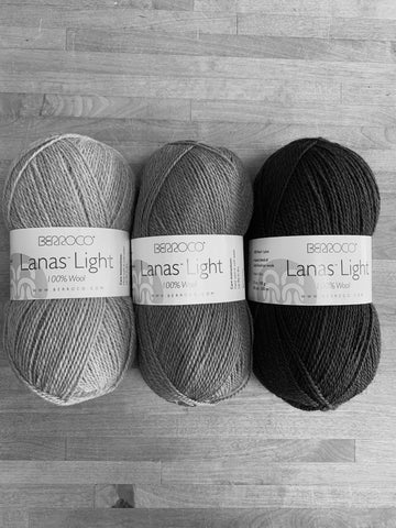 yarn in grey scale