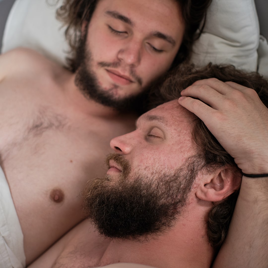 Tips for Shagging When You’ve Got Gay Roomies
