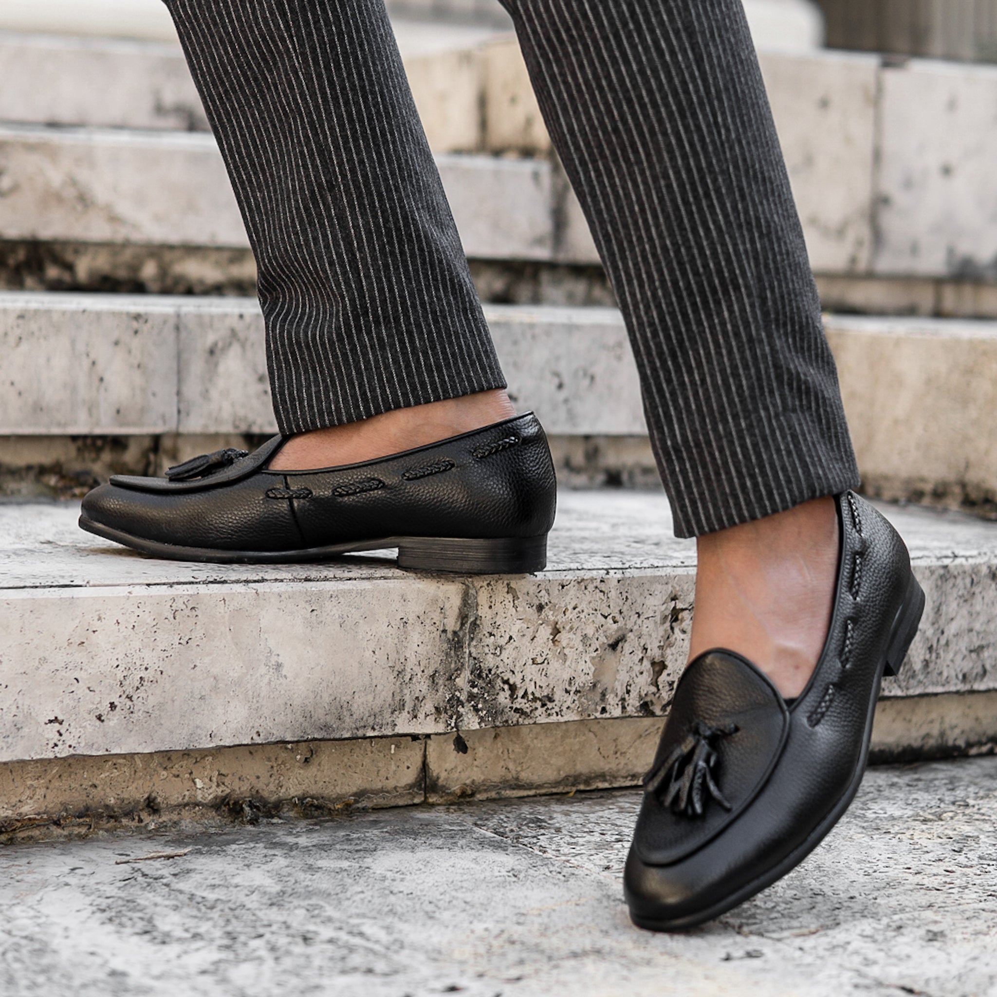 Belgian Loafer With Tassel - Black Pebble Grain Leather | Zeve Shoes
