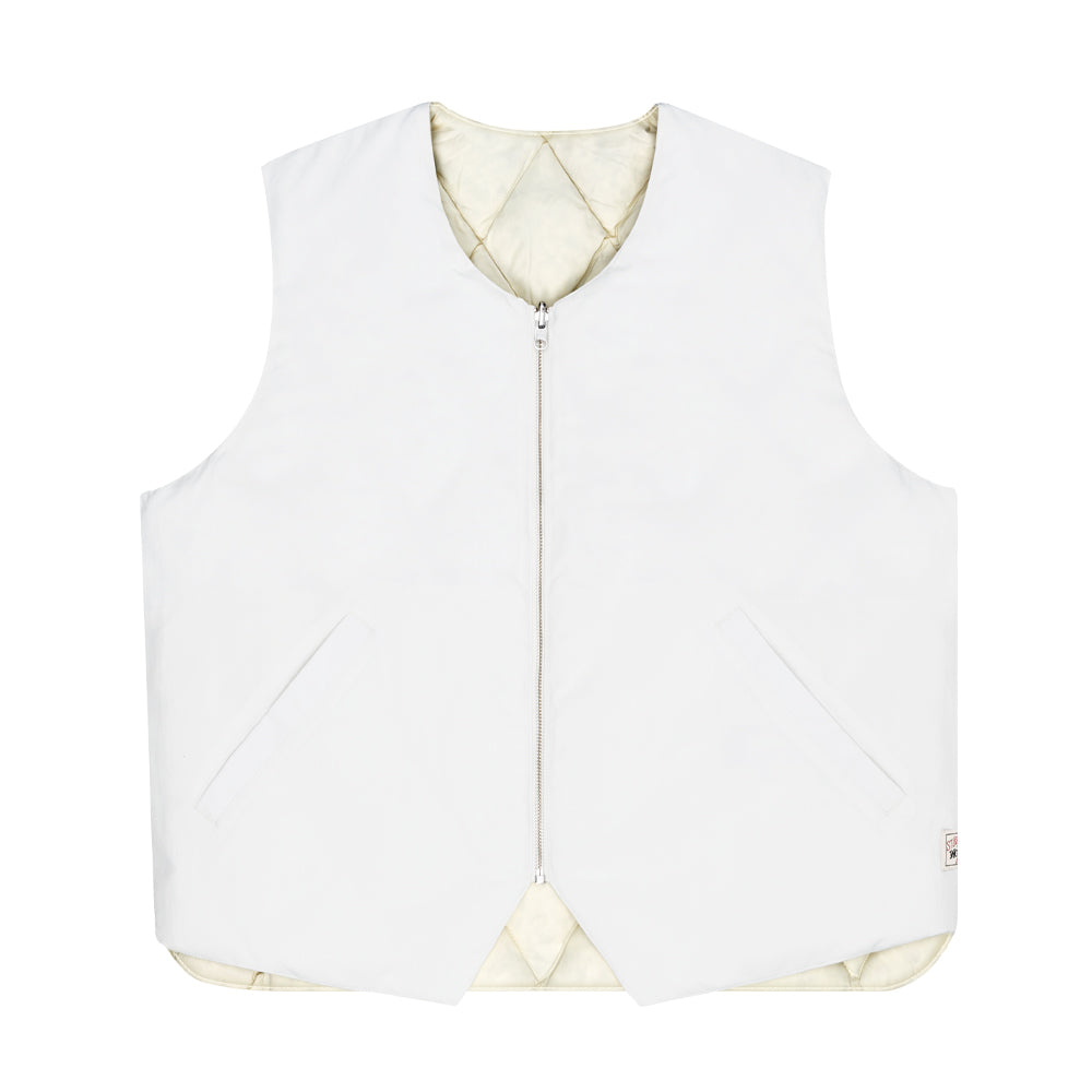 STÜSSY REVERSIBLE QUILTED VEST // COWHIDE – Collateral