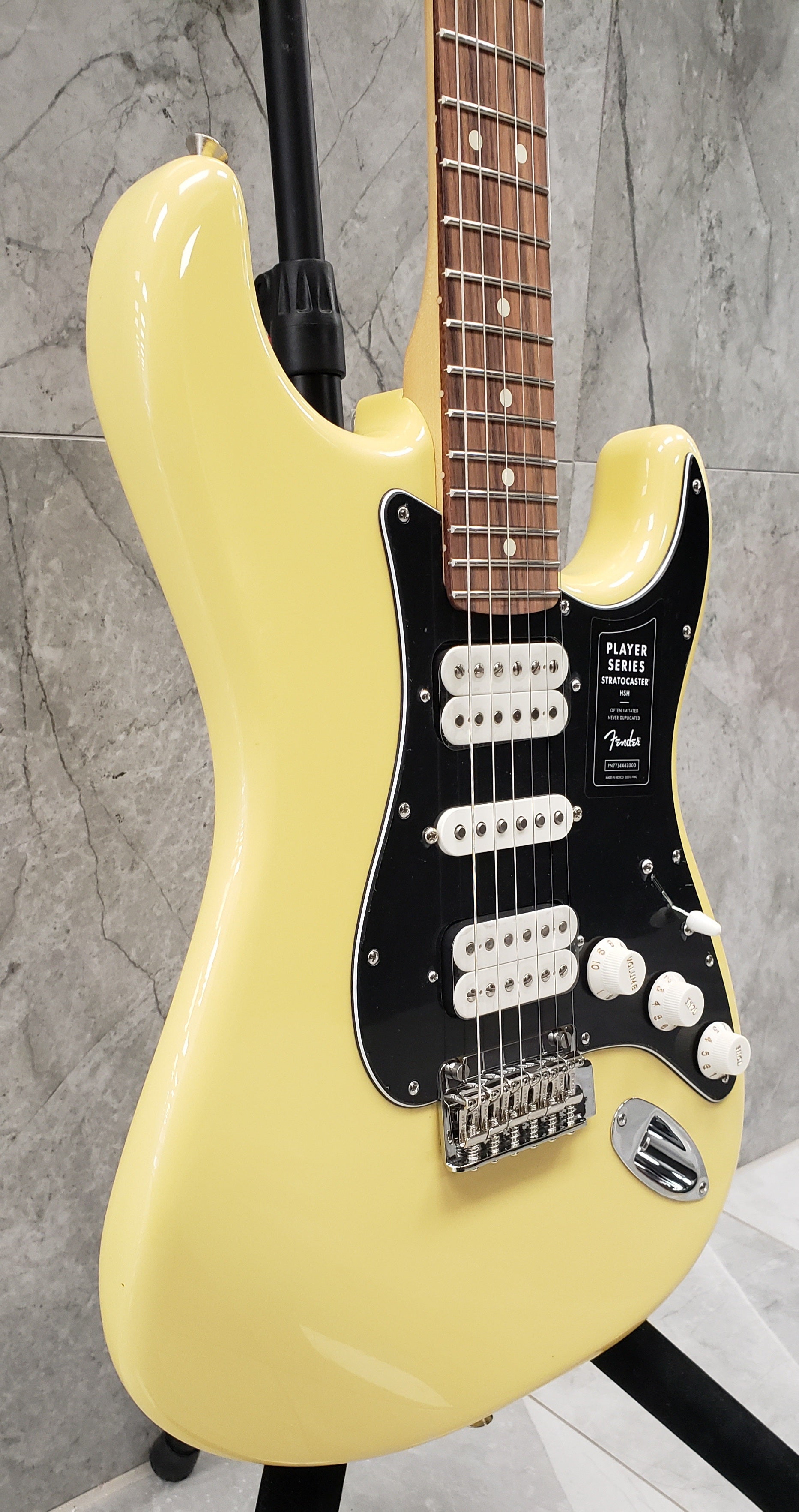Fender　Player　Stratocaster　HSH-