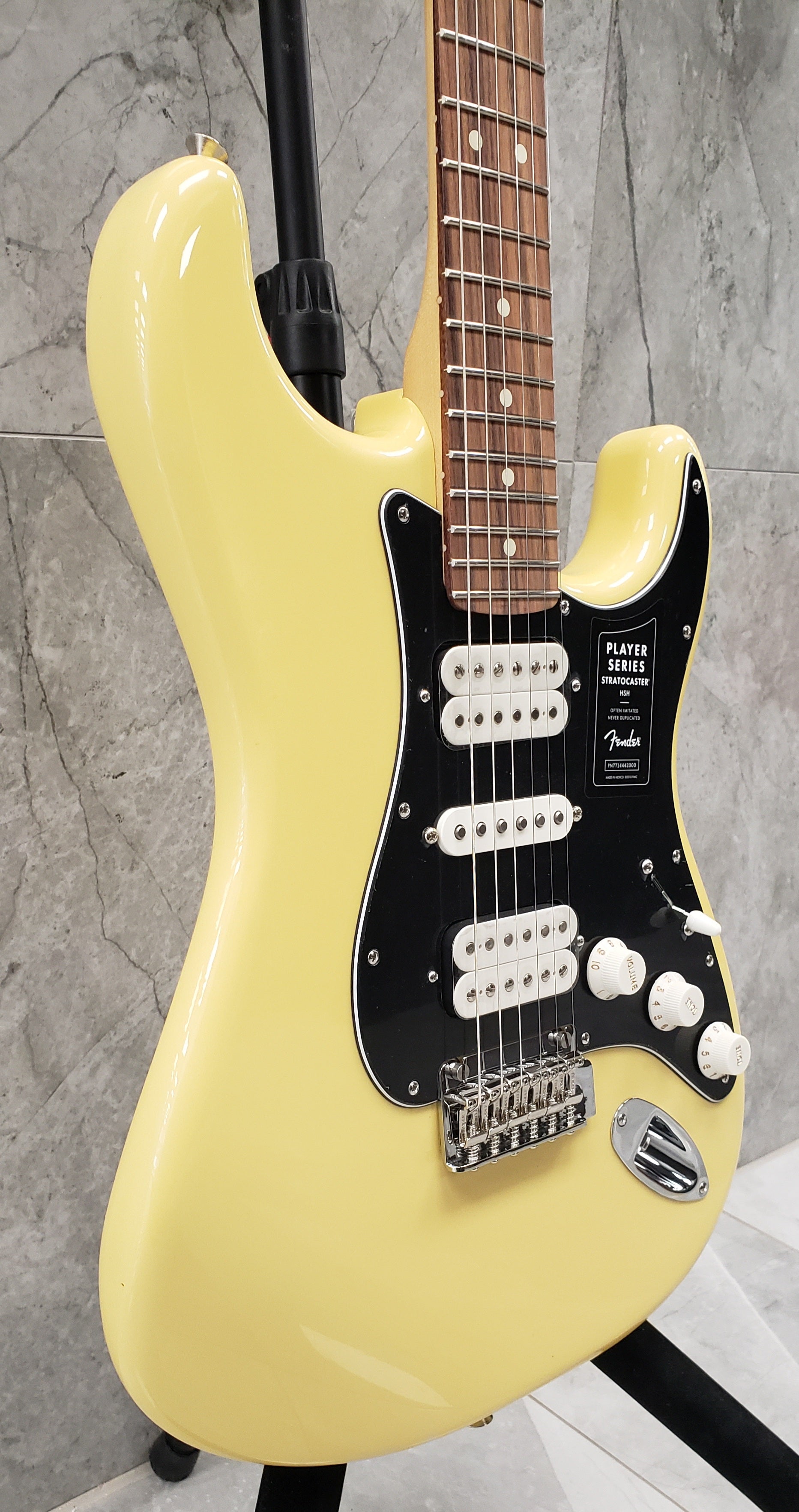 Fender Player Stratocaster HSH-