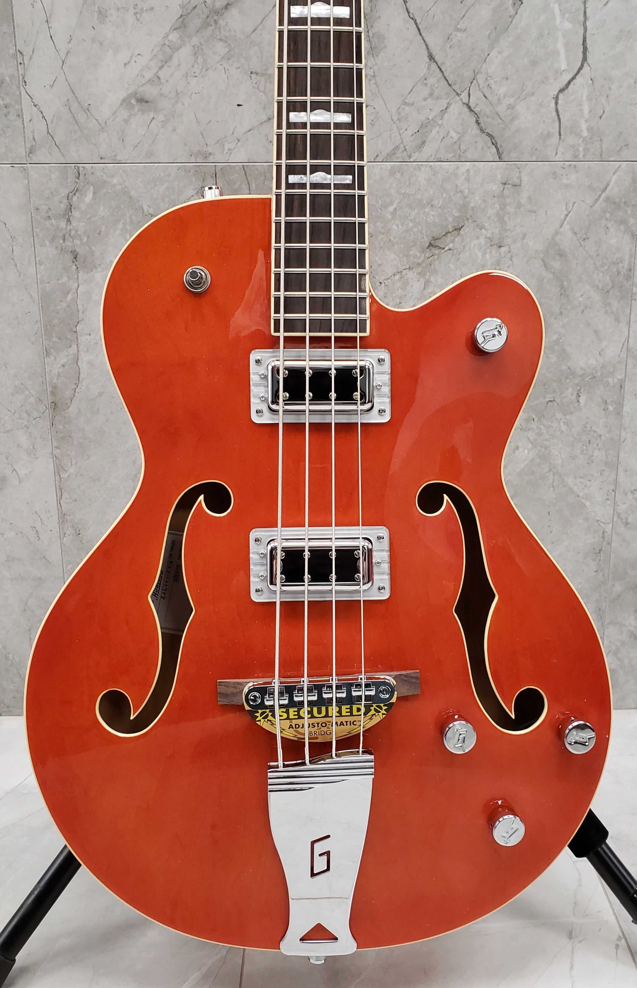 gretsch hollow bass