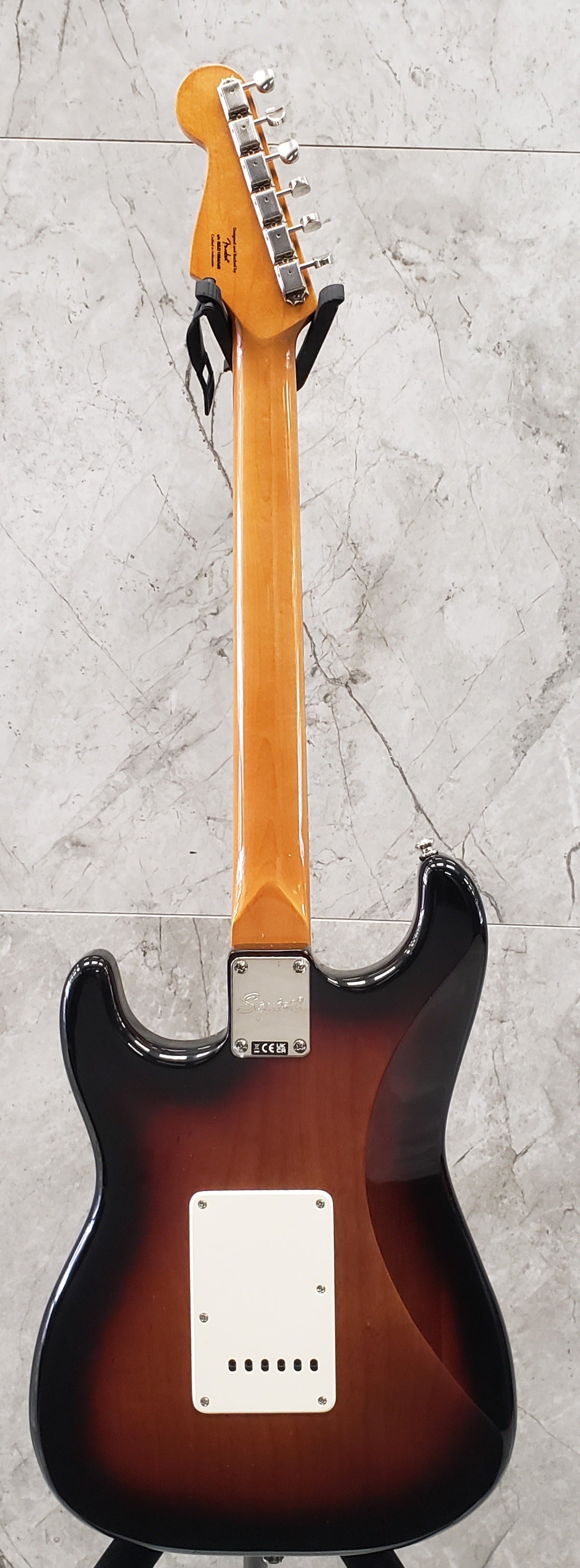 Squier Classic Vibe 60s Stratocaster 3-Color Sunburst 0374010500