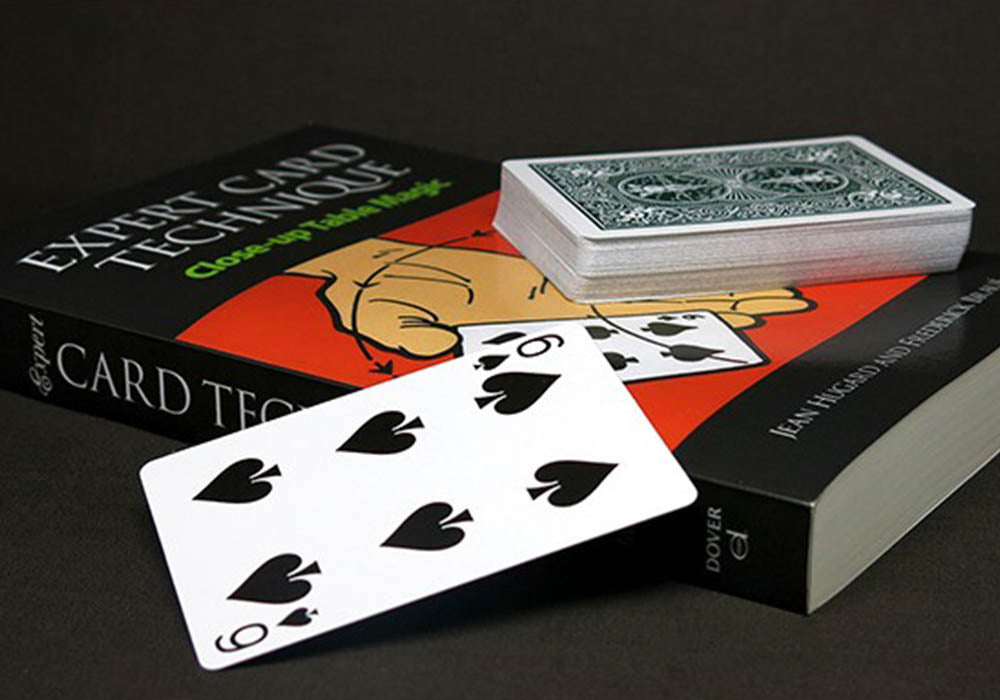 expert card technique closeup table magic pdf