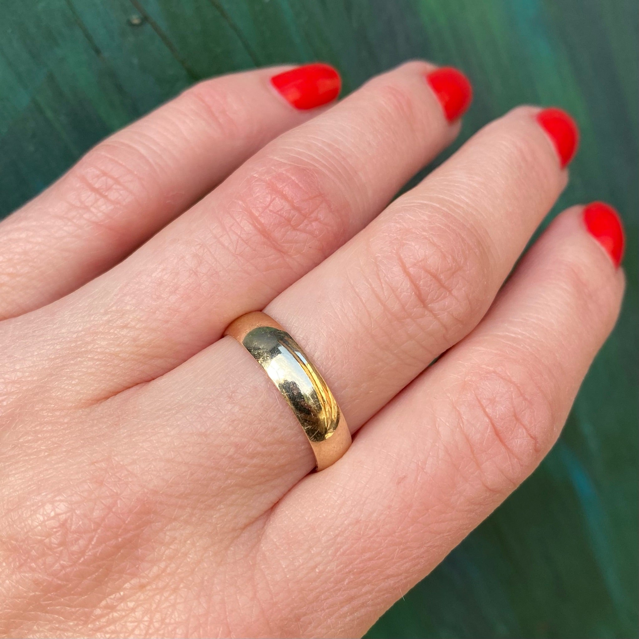 "CEMKO" Vintage Gold Wedding Band