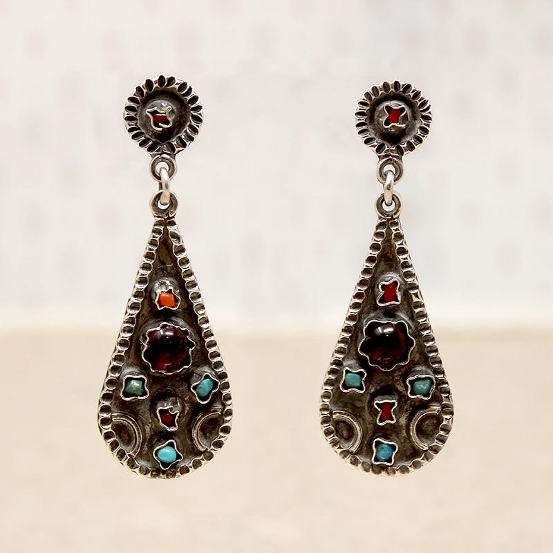 Stunning Matl Style Gem & Silver Pendulum Earrings – Gem Set Love