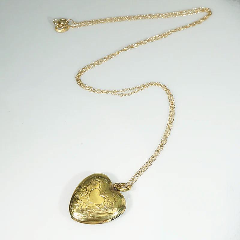 Vtg 14k Gold Filled Raised Mother & Child Heart Locket Necklace Empty  Signed R