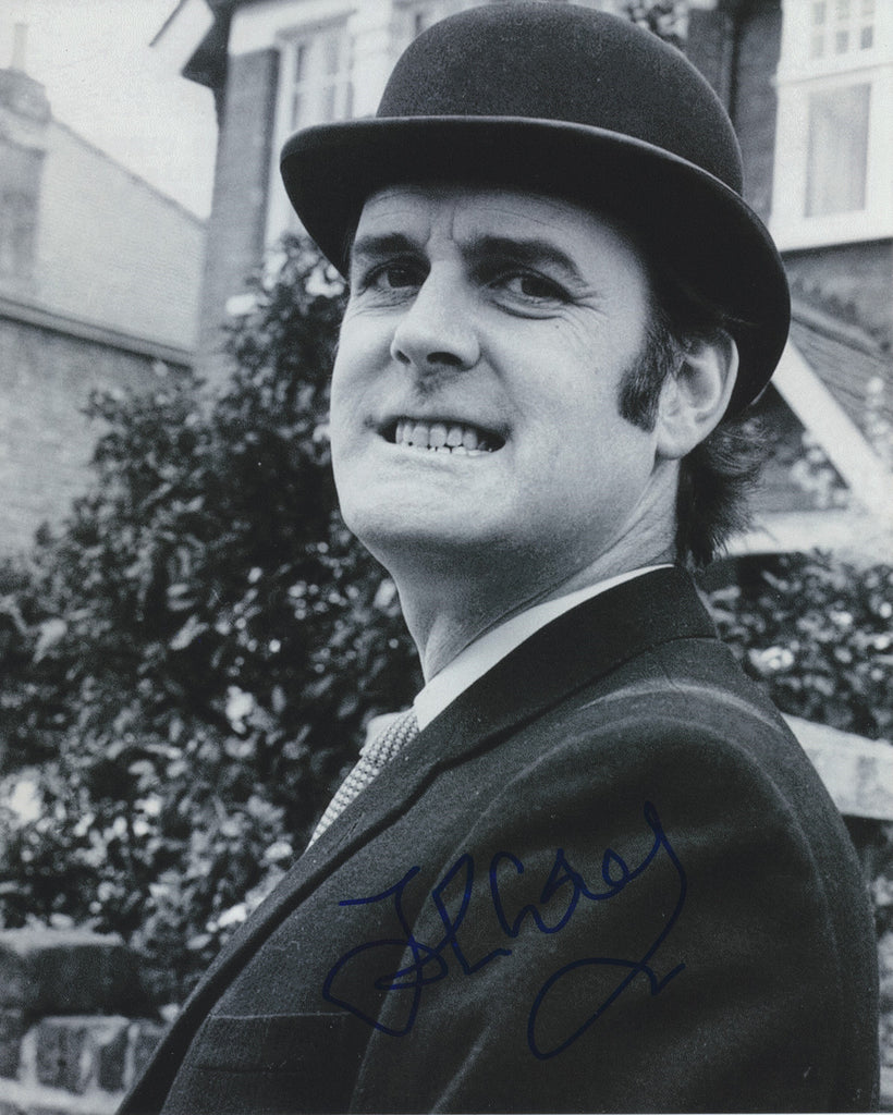 John Cleese Signed Monty Python 8x10 Photo 3 Overtime Autographs