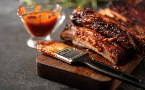 bbq ribs with sauce