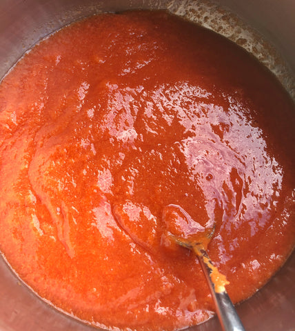 guava puree cooking in pot