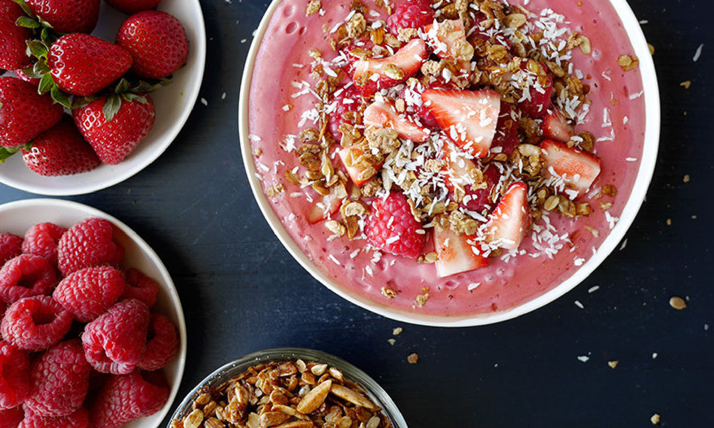 La Luna Rose Jewellery - Best Smoothie Bowl Recipes Raspberry and Almond Butter. Las Palmas Tropical Jewelry Collection