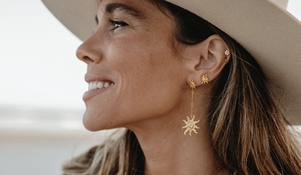Double Sunshine earrings in Gold Neri x Luna & Rose
