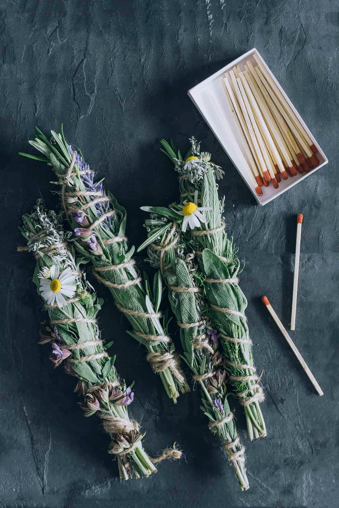 DIY Make your own Sage Stick and get smudging