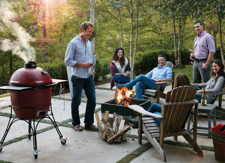 outdoor cook out on kamadojoe using the iKamand 