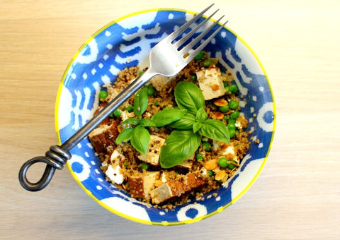 O2 Living recipe - organic quinoa and smoked tofu almond salad