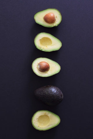 organic avocado-  O2 Living blog makers of organic cold-pressed fruit and vegetable Living Juice