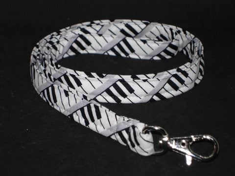 Piano Lanyard / Black & White Piano Key / Musician Key Chain, Key Fob, Cell Phone Wristlet - Bow Tie Expressions