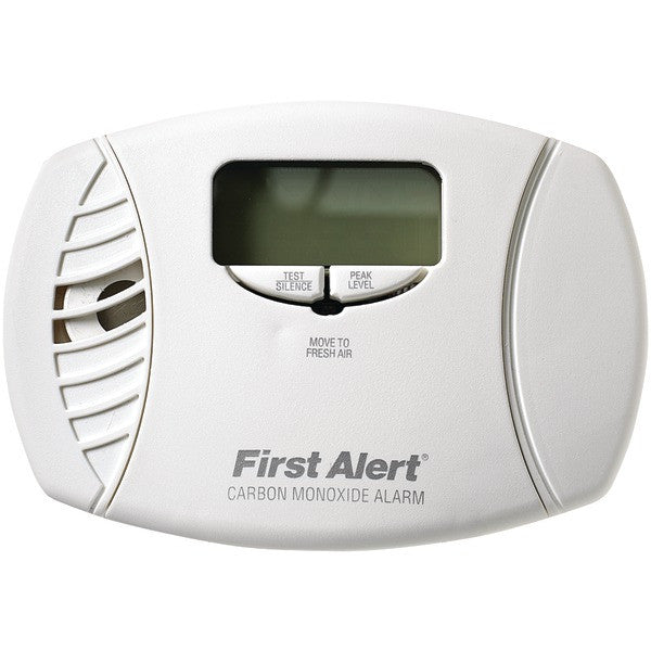 First Alert Co615 Carbon Monoxide Plug-in Alarm (battery Backup & Digital Display)