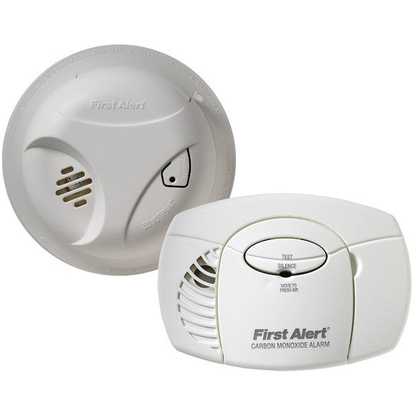First Alert Sco403 Smoke Alarm & Carbon Monoxide Detector Combo Pack