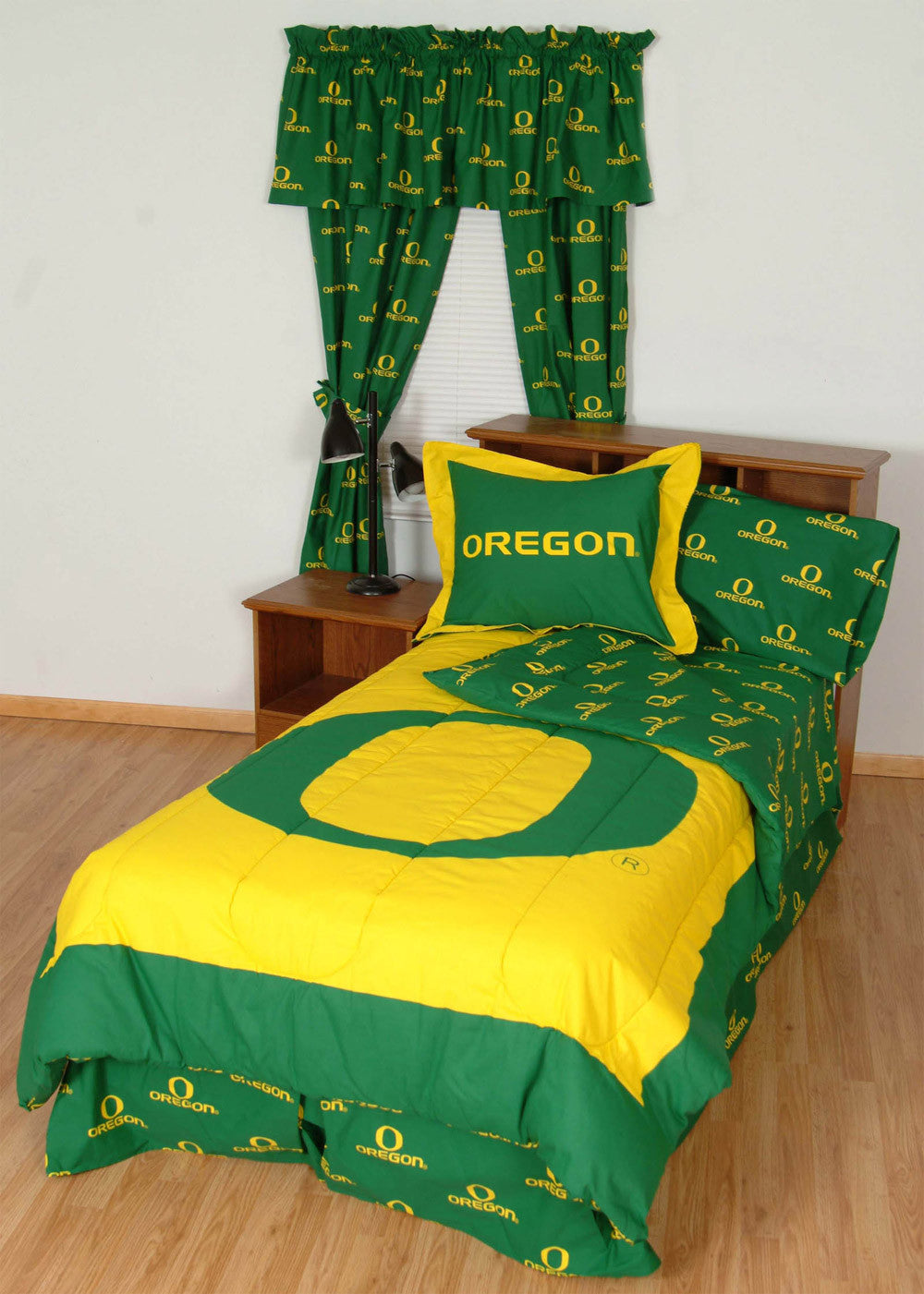 Oregon Bed In A Bag King - With Team Colored Sheets - Orebbkg By College Covers
