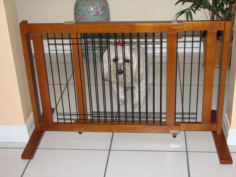 Crown Pet Freestanding Wood/wire Pet Gate, Rubberwood 21" High -small Span