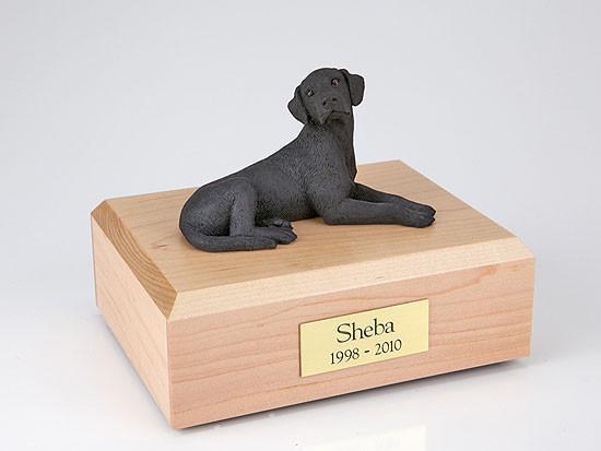 Labrador, Black Laying Tr200-138 Figurine Urn