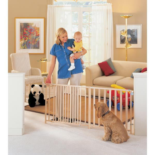 North States Extra-wide Swing Gate Fits Openings 57" - 103" Ns4649
