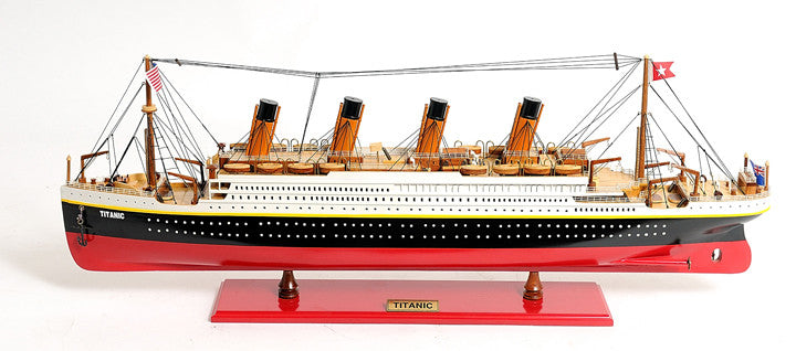 Titanic Painted L C012