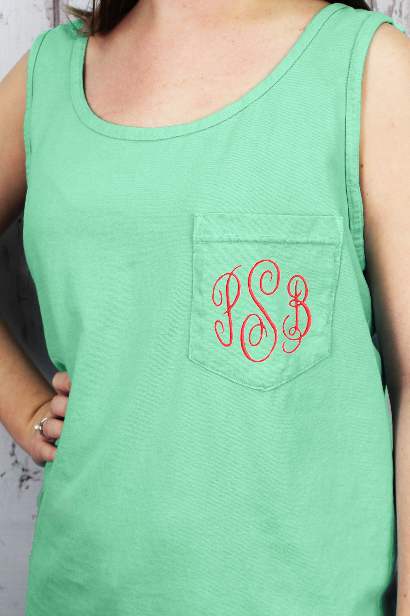 comfort colors pocket tank