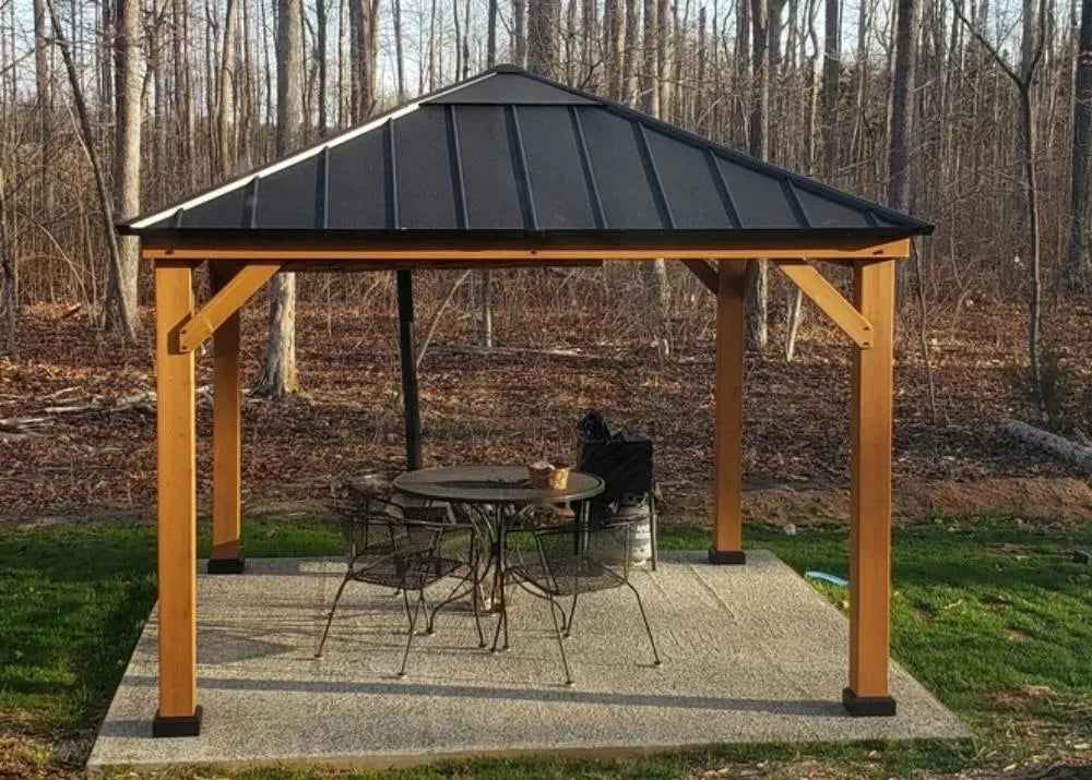 High-quality hardtop gazebos