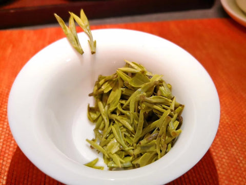 West Lake dragon well green tea 
