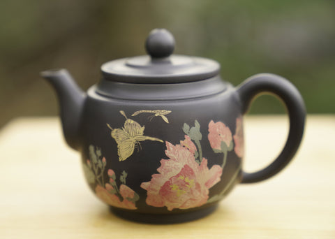 Jian Shui clay teapot color-filling technique