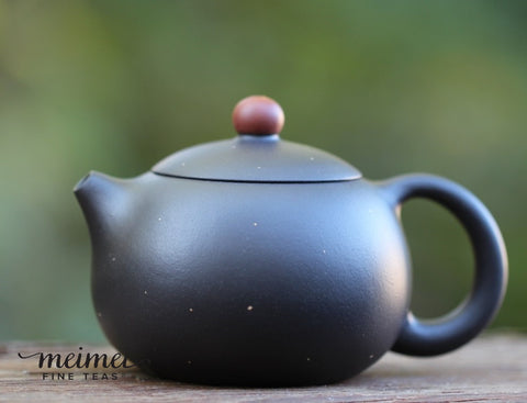 Yixing purple clay teapot