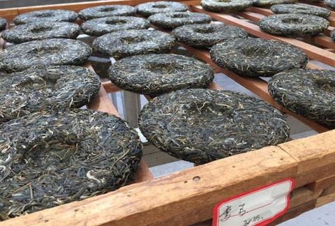 puerh tea cakes