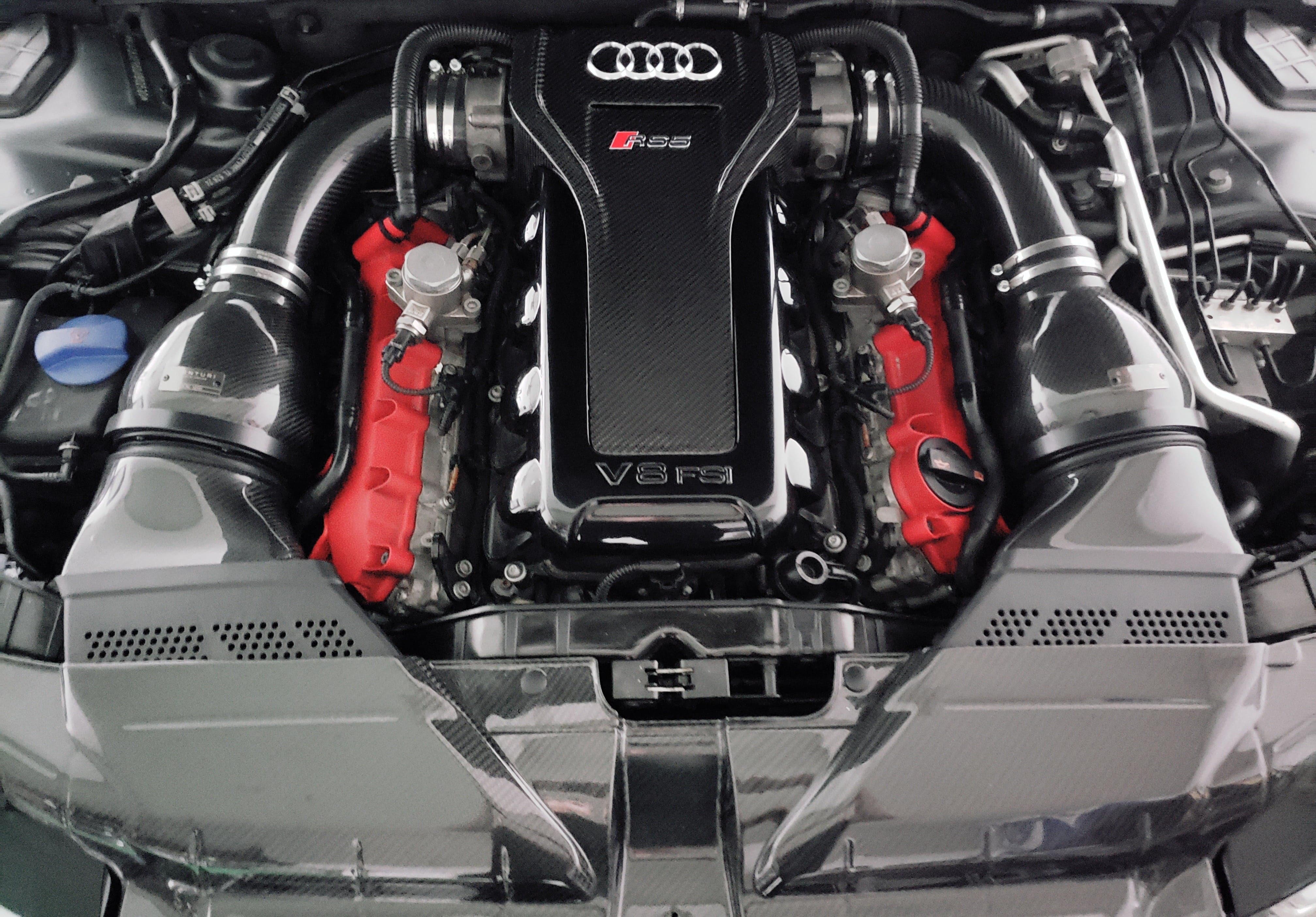 EZT B8.5 Audi RS5 Carbon Fiber Engine Cover Eurozone Tuning