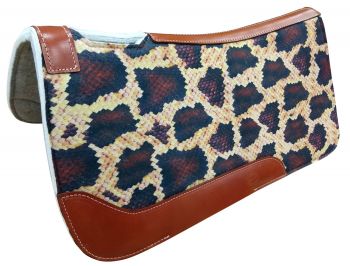 Showman ® 32 x 31 Real Oak Camo contoured Felt bottom saddle pad