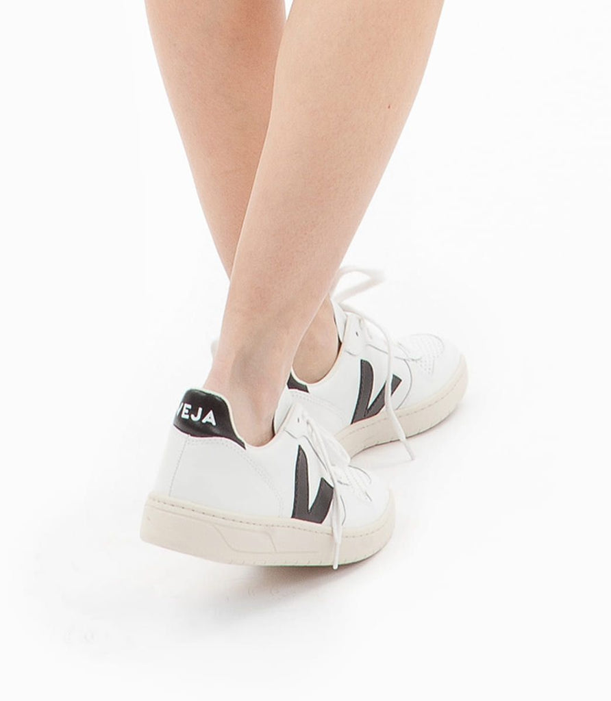 veja v10 extra white womens