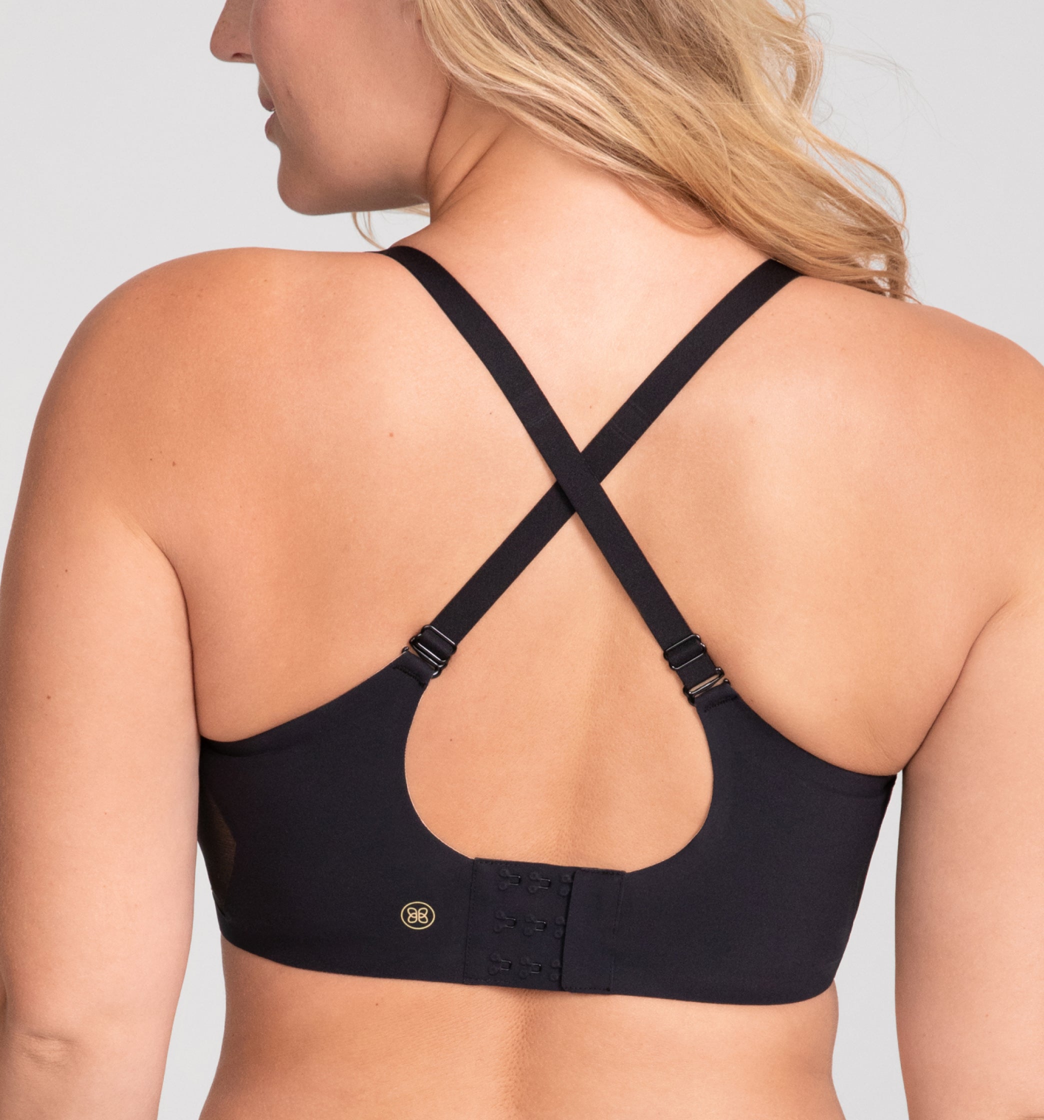 https://cdn.shopify.com/s/files/1/0965/6676/files/feature-crossoverbra-lc-desktop-1.jpg