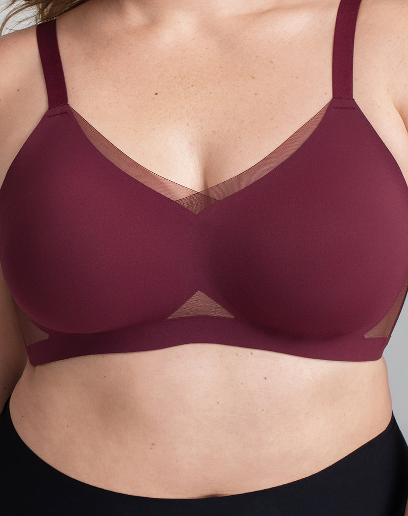 Detail of model wearing CrossOver Bra in color Fig