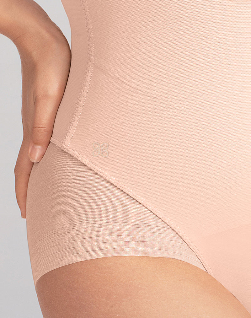 Honeylove on X: Rose Tan, Sand, and Cinnamon in our Silhouette Brief.  Which is your new neutral must-have? 🎨  / X