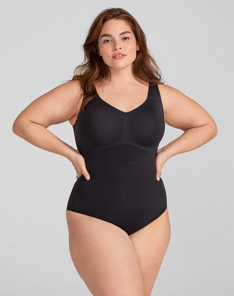 GUESS Women's Long Sleeve Brianne Bodysuit, Jet Black at