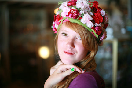 vintage hat and dress, rediscoveries antique store in butte, montana, montana living, hanna reese, laira fonner photos, david reese