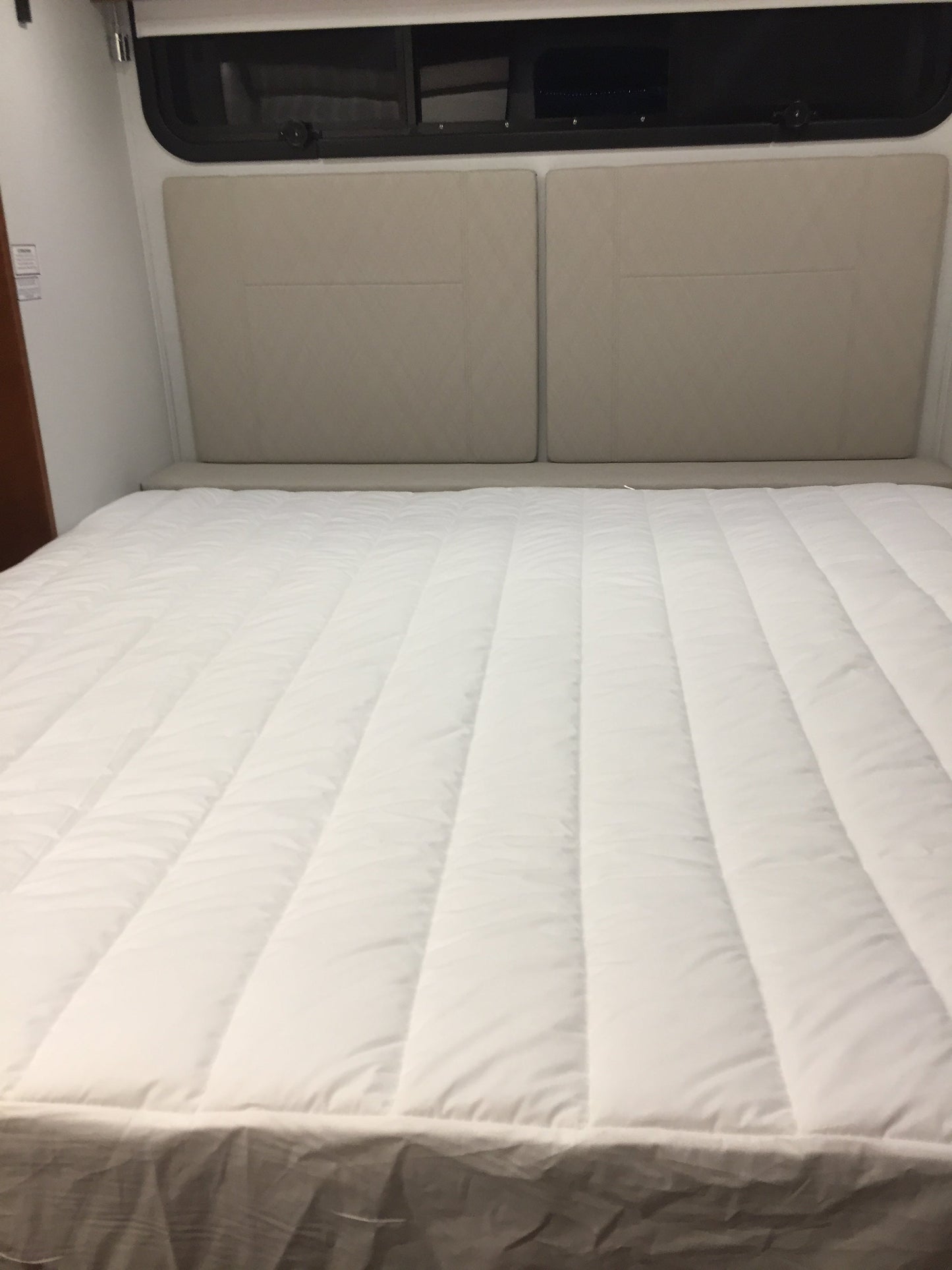 Mattress Pad for Unity/Wonder Murphy Bed Lounge Aurora RV Linens