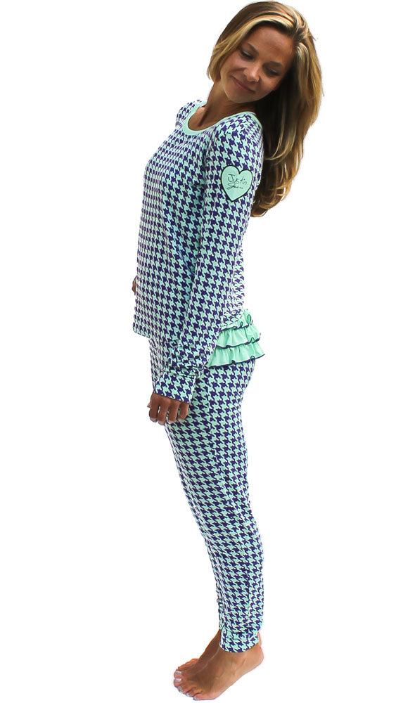 The Brooklyn Pajama in Loyalty Print (Women&#39;s Sizes) - Justin Jean