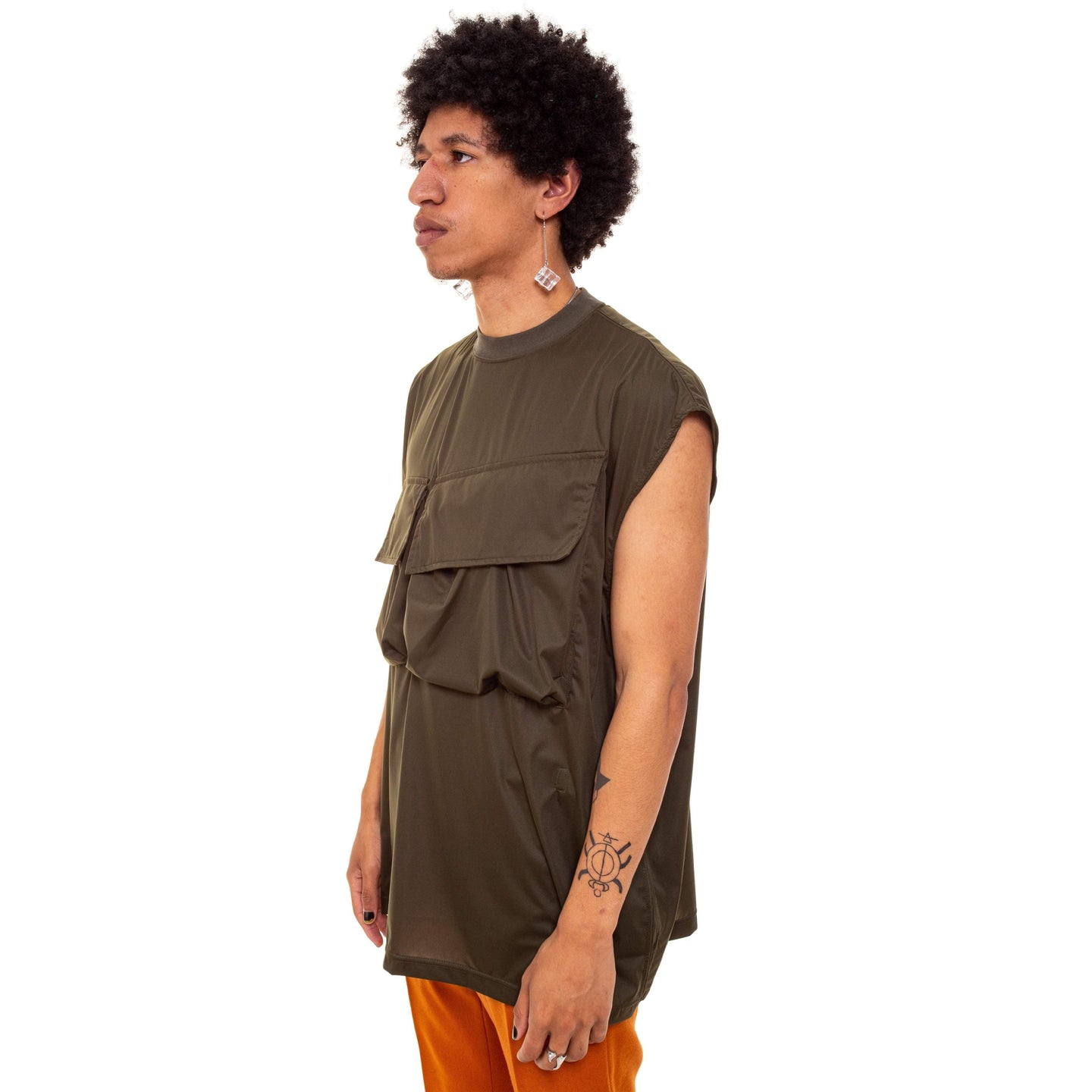 Sleeveless Pocket Shirt – Congruent Space *₊˚⁎*₊