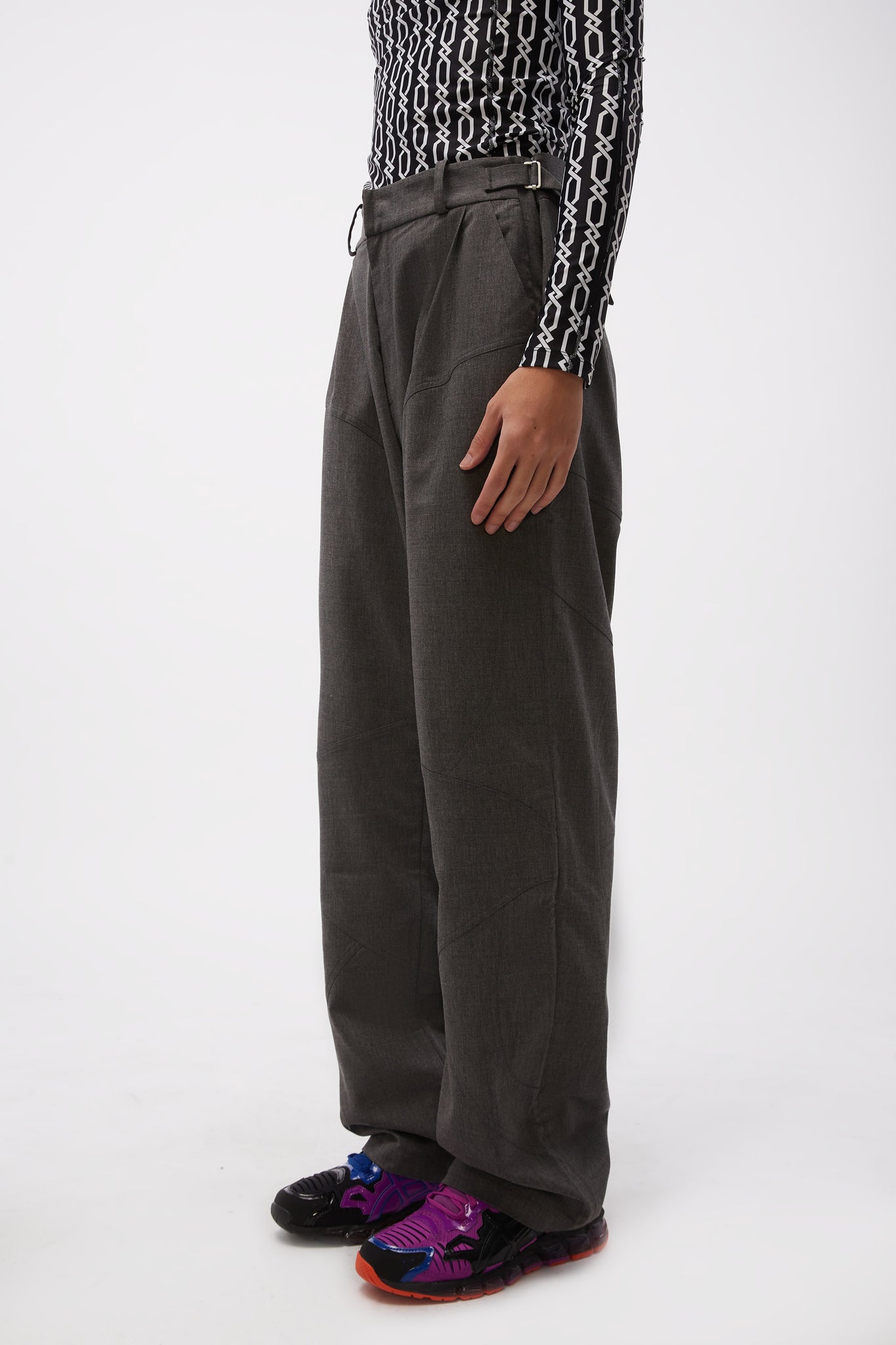 Pleated Trousers W Adjustables Grey