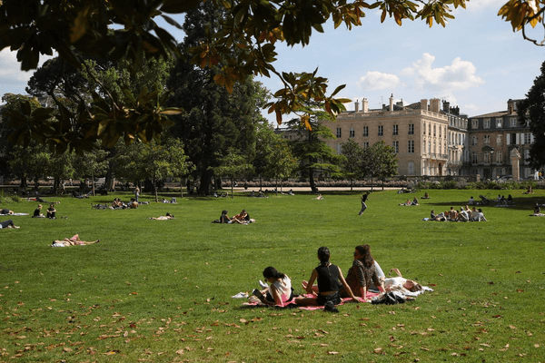 Le Jardin Public en trottinette electrique